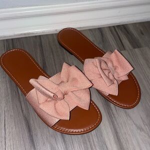 Chic Pink Bow Sandals